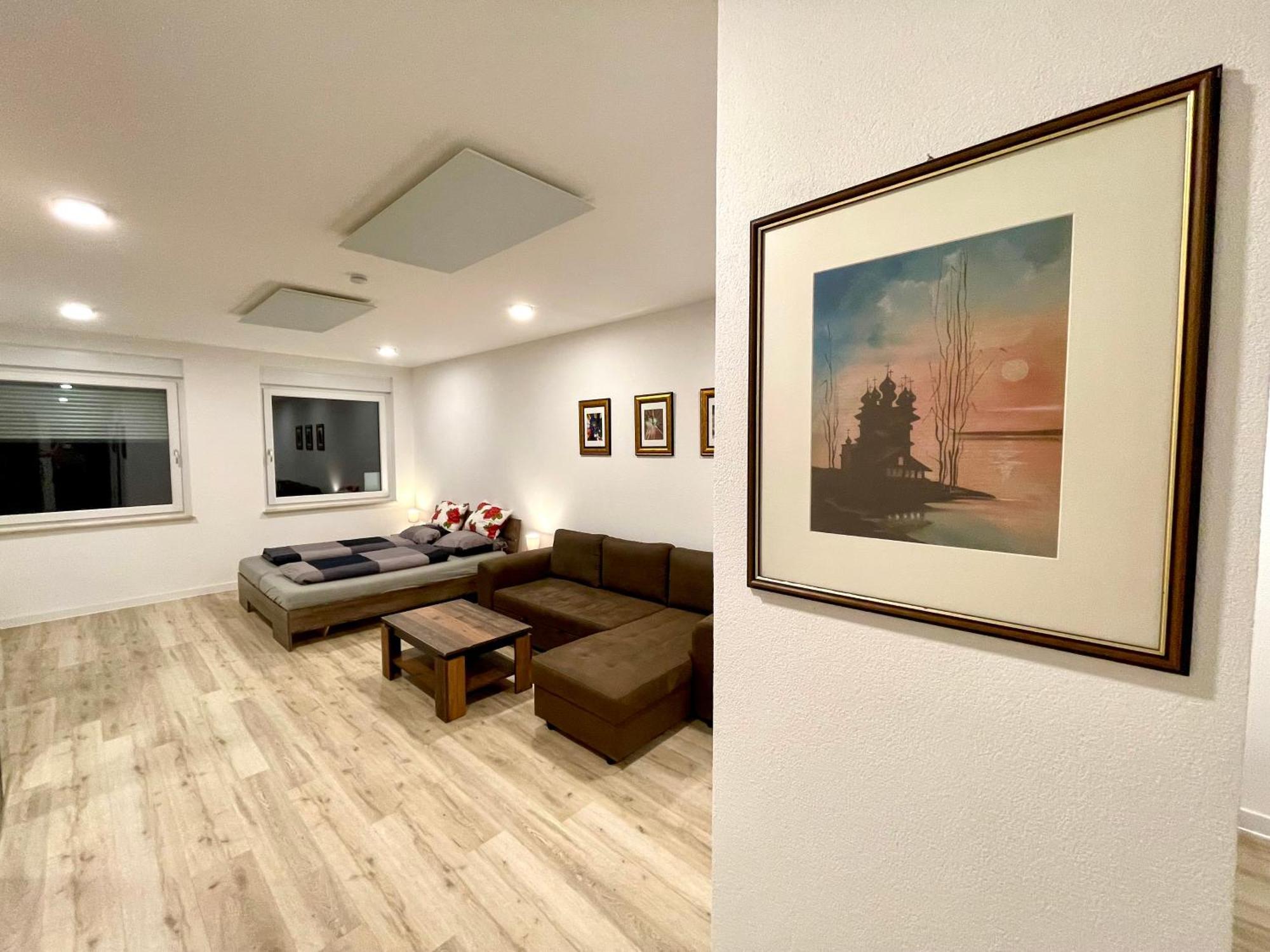 Neu Grosse Einzimmerwohnung Im Zentrum Goldstadt Pforzheim Schloessle Eksteriør bilde
